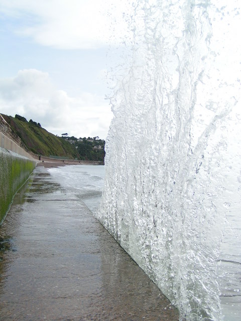 'Wall of Water' by Chris Lavis